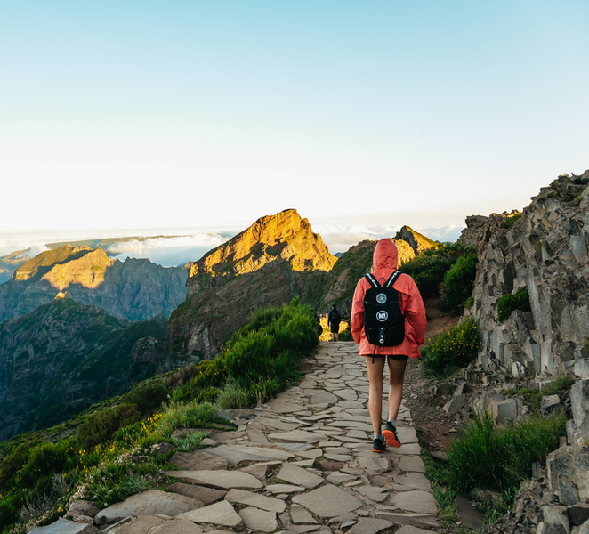 Funchal: Pico do Arieiro Sunrise Hiking Transfer vZa2p4IH