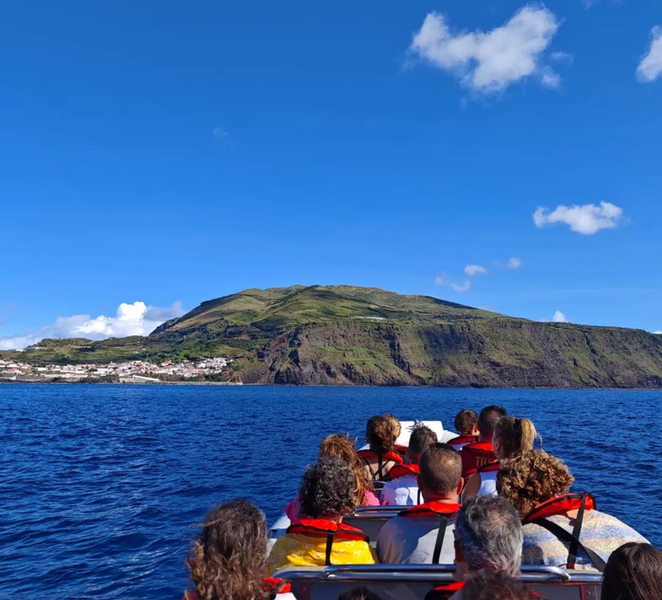 Santa Cruz das Flores: Corvo Island Boat Tour KrfmCoeK