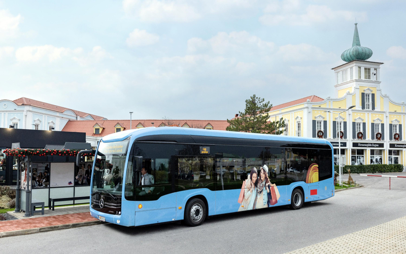 McArthurGlen Parndorf Outlet Shuttle Bus with Sacher Cake Set ScqNjQi1