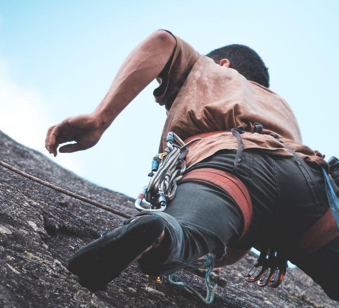 Rock Climbing in Northern Portugal k3A5UGgN