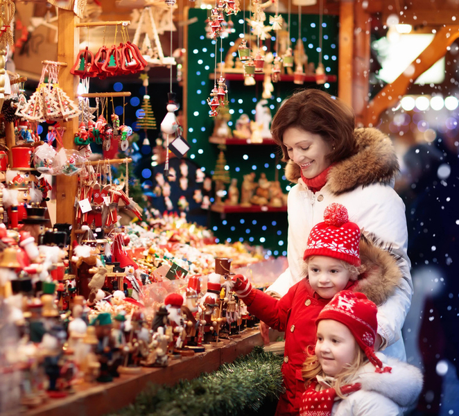 Keflavik Christmas Magic Private Walking Tour 3a6zKk3g