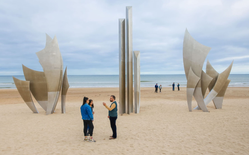 Normandy Landing Beaches and Mont Saint Michel 2-Day Tour vRRqP2Gl