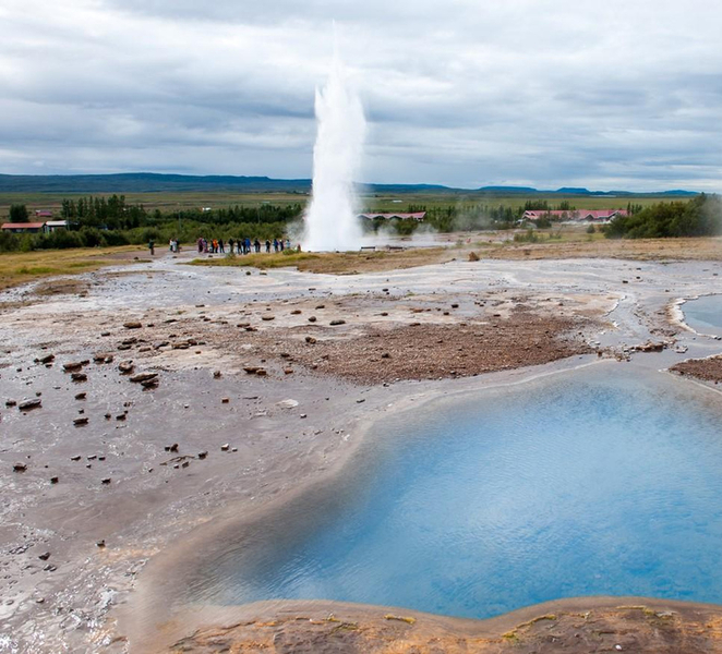 Reykjavik: Golden Circle Tour and Sky Lagoon Entry Ticket SQQUAJRQ