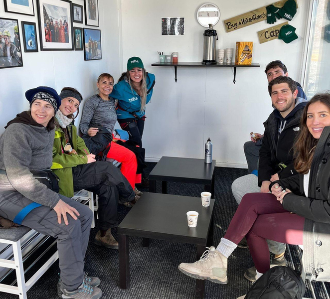 Skaftafell National Park: Falljokull Ice Climb and Hike D8uR3v30