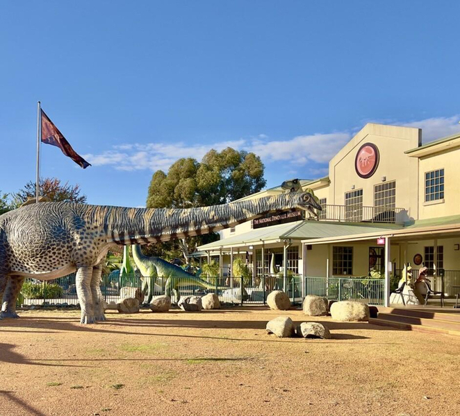 National Dinosaur Museum - Entry Ticket (skip the queue) 863CTewh