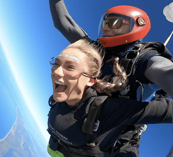 Sunshine Coast: Tandem Skydive with Beach Landing YgeTJZrA
