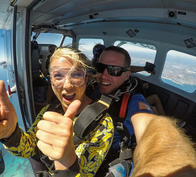 Rottnest Island: Tandem Skydive lyFUOlax