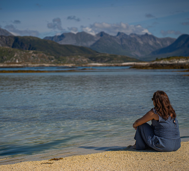 From Tromsø: Arctic Roadtrip: fjords tour with scenic picnic zQ3SxZMN