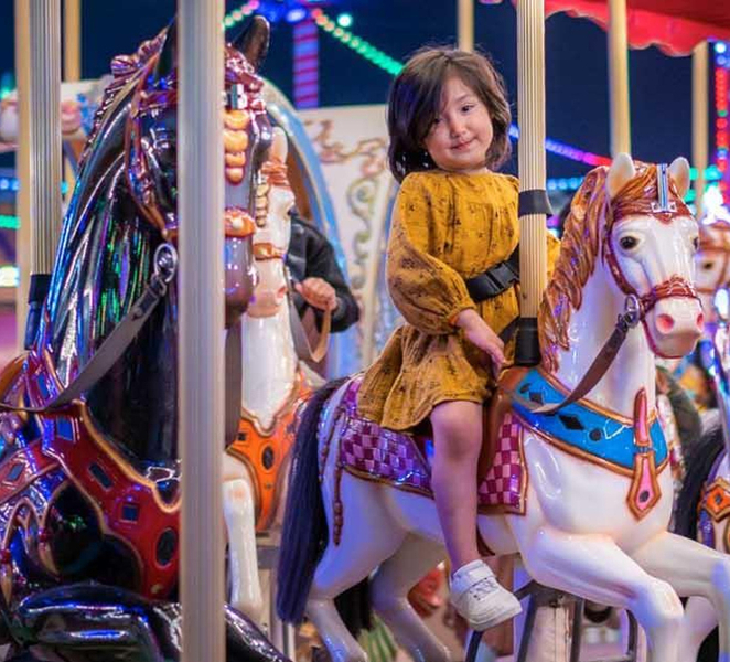 Dubai: Private Miracle Garden & Global Village Trip ugTZNTRu