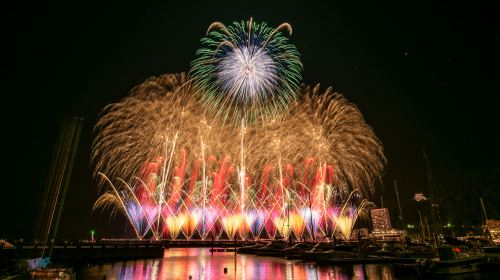 Japan Atami Sea Fireworks Half-Day Tour: Meeting at Atami Station Including Cool Breeze Ferries F623olmT