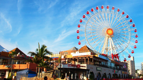 Classic 1-day tour to northern Okinawa [Small group of 9/bus tour | American village + Kouri island] Day Tours 5dcqnlX1