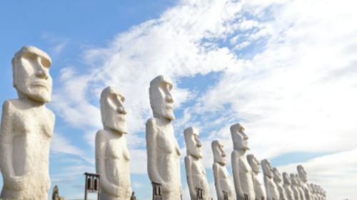1-day tour in Sapporo, Hokkaido: Hill of the Buddha + Jozankei Onsen + shrine + Shiroi Koibito Park Day Tours gPwkogHr
