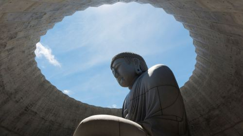 Hokkaido Head Buddha, Shiroi Koibito Park & Jozankei Onsen Day Tour from Sapporo | Popular Sightseeing Spots Near Sapporo Day Tours YAvQa424
