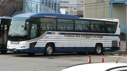 Direct bus from Metropolitan Hotel at Ikebukuro Station West Exit in Tokyo to Gotemba Premium Outlets Transport Passes TXwDgdaO