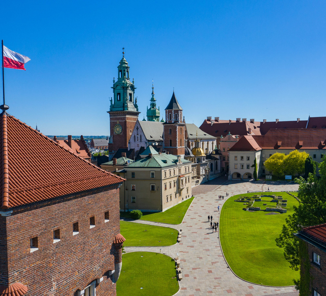 Krakow: Electric Car Sightseeing Tour fEoFPzVH