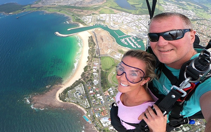 Shellharbour Beach Tandem Skydiving in Sydney alC7HZGQ