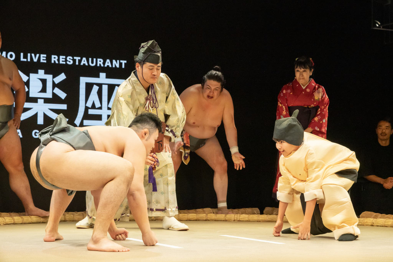 Sumo Show with Traditional Meal Course at HIRAKUZA GINZA TOKYO z0jFF5DF