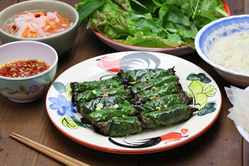 2-Hour Ho Chi Minh Street Food Guided Walking Tour D6YVXs21