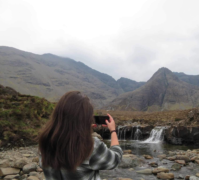 Inverness: 2-day Isle of Skye, Fairy Pools & Castles Tour SBqL978M