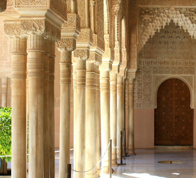 Granada: Alhambra & Nasrid Palaces Small Group Guided Tour DglivplN