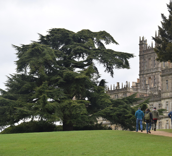 From London: Downton Abbey and Village Coach Tour zkwYRfS4
