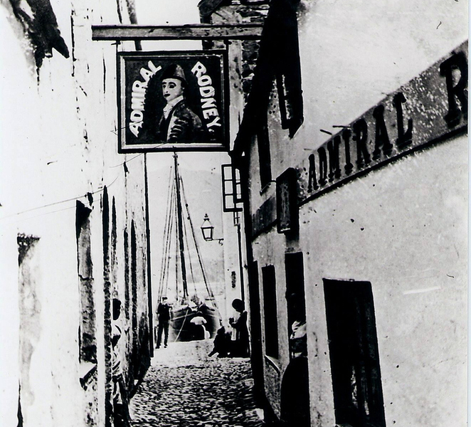 Ilfracombe Harbour: Ghost Tour Z9roNtgU