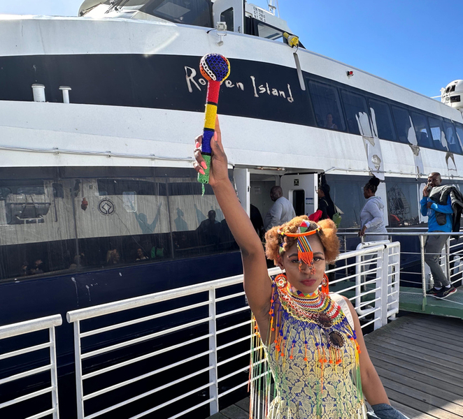 Cape Town: Robben Island Ferry Ticket and Guided Prison Tour CnH8CImb