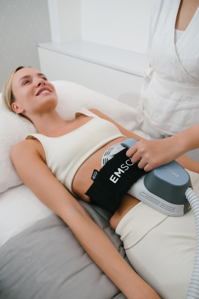 Beauty Treatment at Anaya Aesthetics in Bali yWfHPcCY