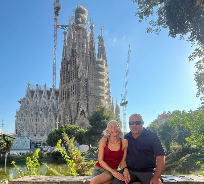 Barcelona: Sagrada Familia Skip-the-line Tour with Guide XlNIlcdt