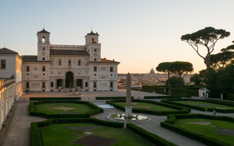 Rome: Villa Medici Official Guided Tour rJtfz1mu
