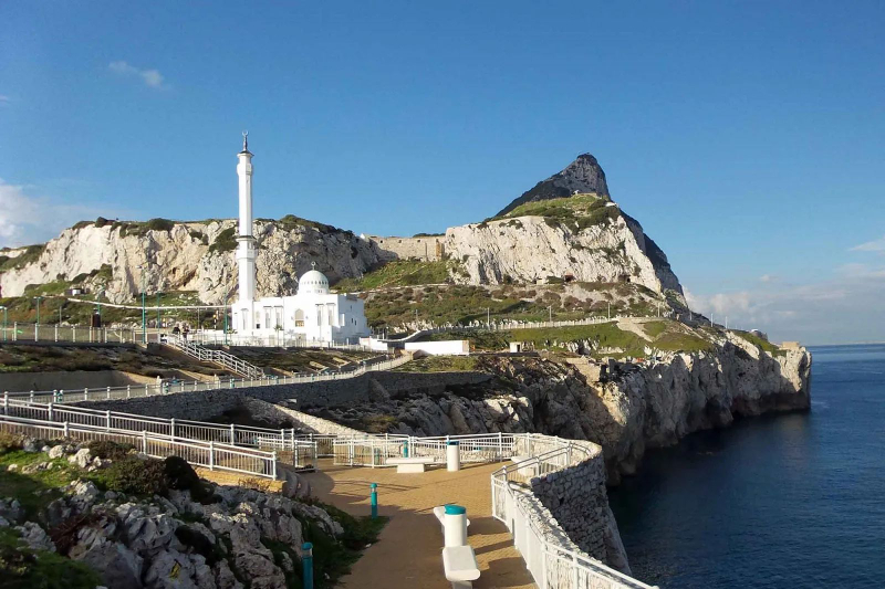 Gibraltar Shopping Full Day Tour from Costa del Sol KlGEEvQo