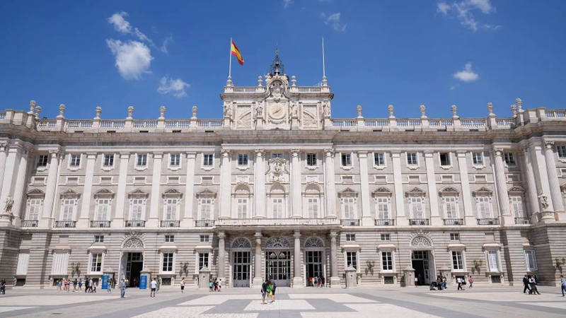 Skip the line Guided Tour Royal Palace 7ECs3dA3