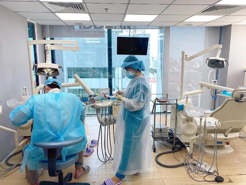 Teeth Whitening and Scaling in Ha Noi City by BeDental XIvJa0Xd