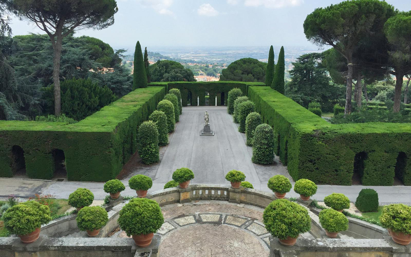 Castel Gandolfo Full Experience with Eco-Minibus Tours of Pontifical Gardens 5AwlOIPn