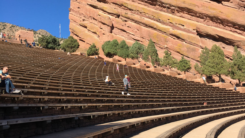Colorado Red Rocks Amphitheatre Walking Tour S27DKEXN