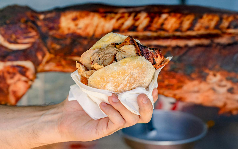 Authentic Lisbon Food Walk in Mouraria A08S3N8J