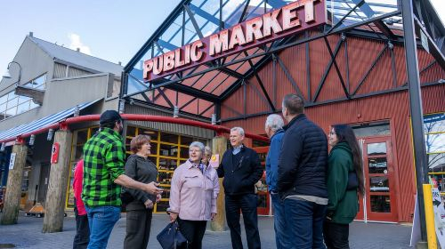 Vancouver: City Highlights Bus Tour & Harbour Boat Ride Day Tours DRDV8jr3