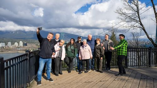 Vancouver: City Highlights & Vancouver Lookout Tour Day Tours CRxFoCtf