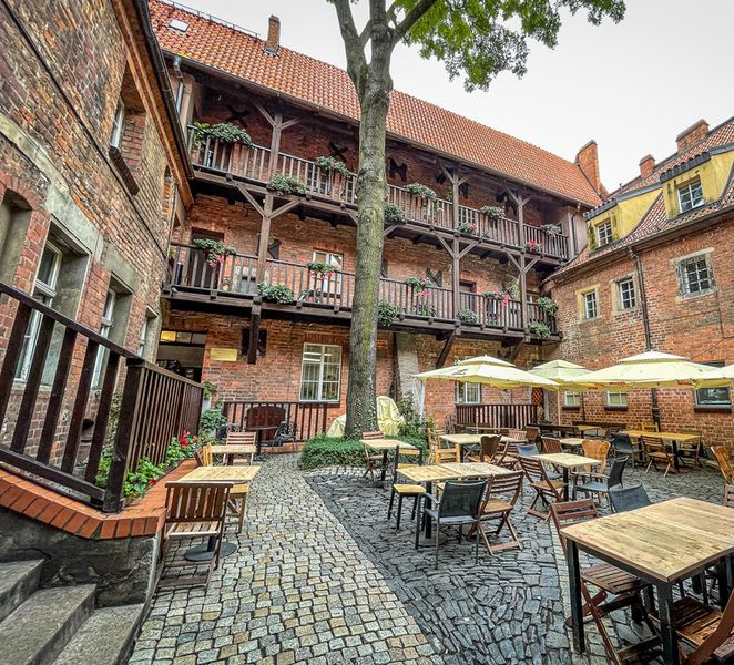 Wrocław: Old Town and Ostrów Tumski Walking Tour in English MAPpurt6