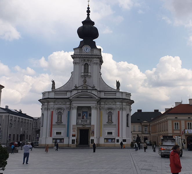 From Krakow: Wadowice and Pope John Paul II Route Day Trip gzF6vmzx