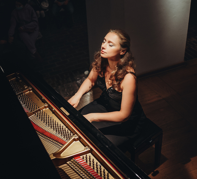 Warsaw: Chopin Concert in the Old Town Yhoaud2E