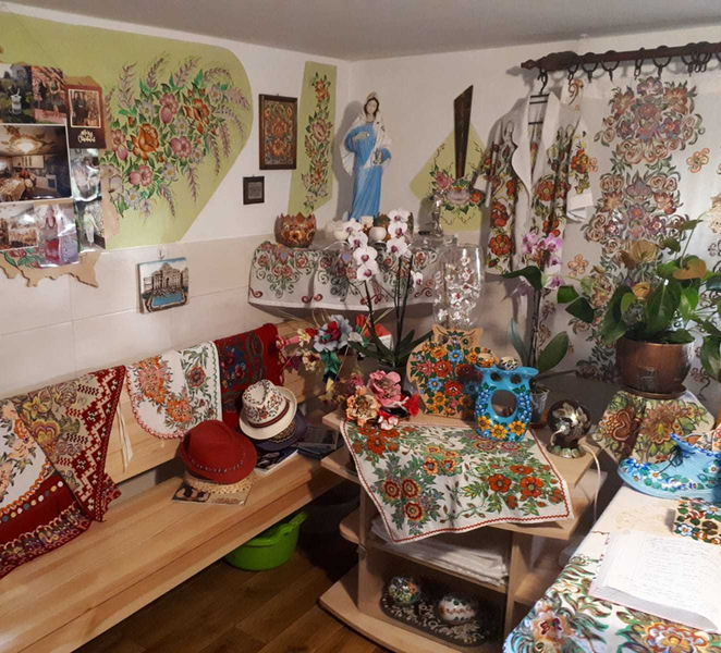 From Krakow: Zalipie Village Day-Tour 6N0IWVTE