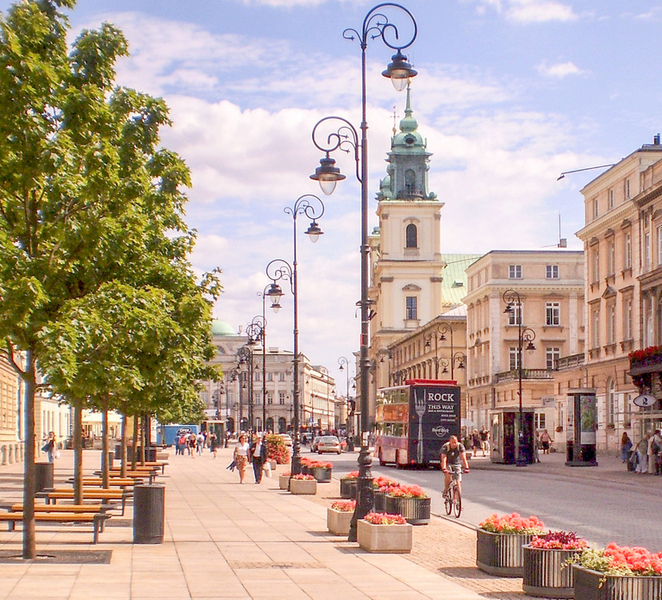 Warsaw: Warsaw Historical Group Tour with Pickup & Drop-Off RbsLHbw2