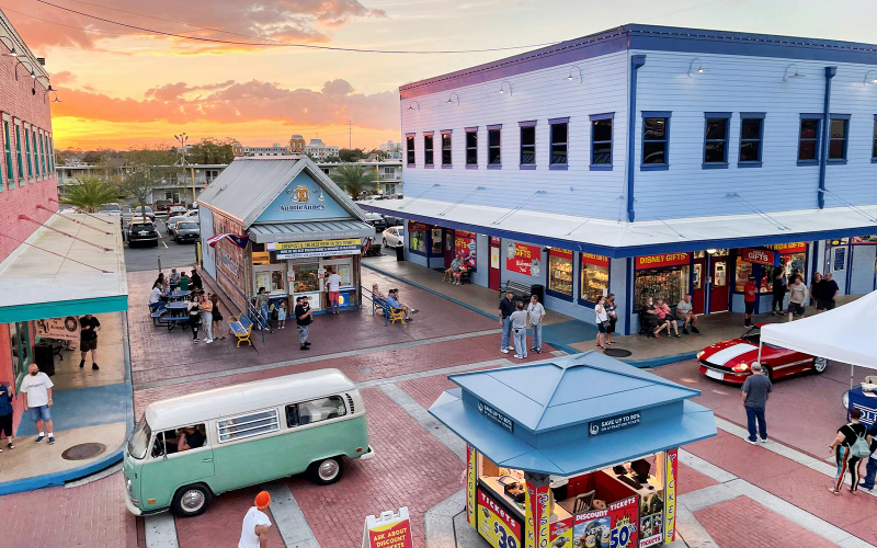 Orlando: Old Town Ferris Wheel Ticket & Meal Voucher M7zZct0B
