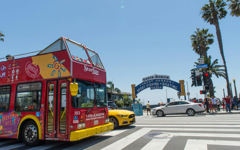 City Sightseeing: Los Angeles & Hollywood Hop-On Hop-Off Bus Tour viaVUUQ0