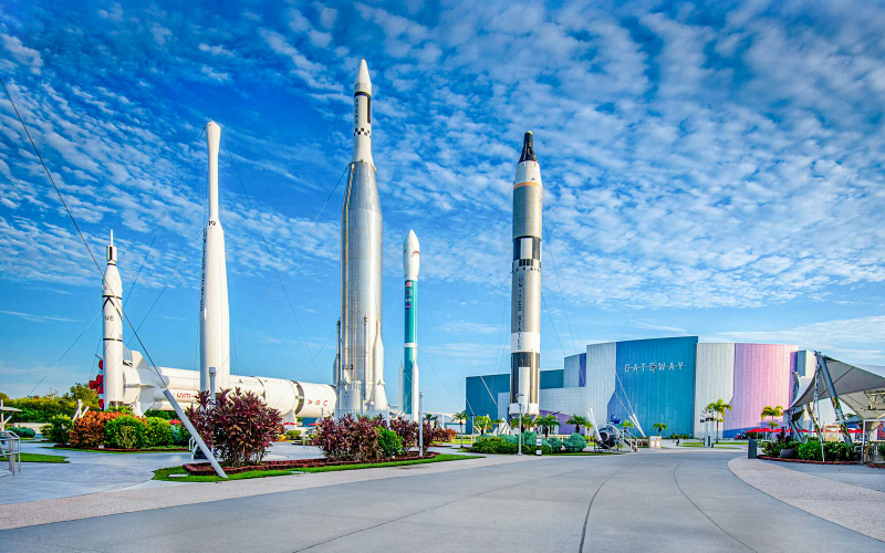Kennedy Space Center Tickets with Round-Trip Transportation UXQ5VQj4