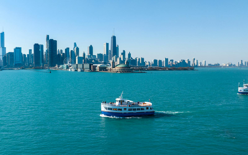 45-Min Lake Michigan Tour by Shoreline Jms2hT27