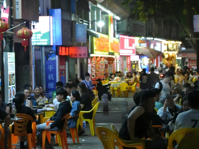 Read 2000 Years in One Night | Guangzhou Night Tour Private Group + English Guide | Millennium Ancient Road + Pearl River Cruise + Optional Late Night Snack VfOD1dXV