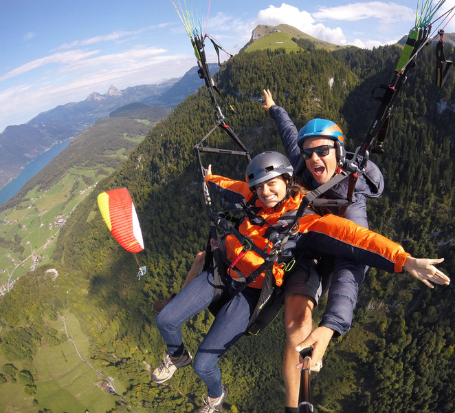 Zurich: Experience a tandem paragliding flight 2yZ7uyD9