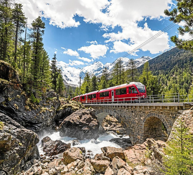 Milan to St. Moritz: Scenic Bernina Train Tour with Guide qUt3CUjX